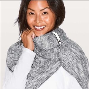Lululemon Vinyasa scarf